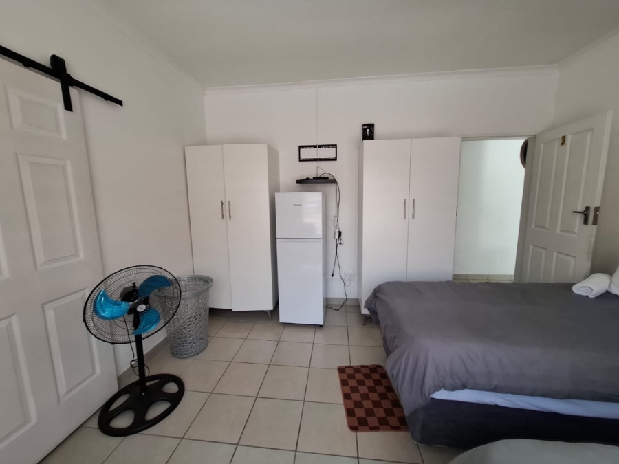 5 Bedroom Property for Sale in Oos Einde North West